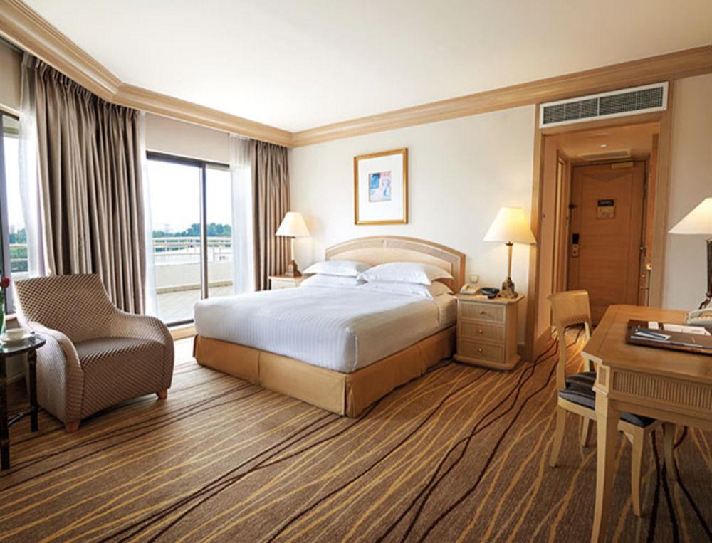Dorsett Grand Subang Hotel Субанг Джая Екстериор снимка A room at the hotel