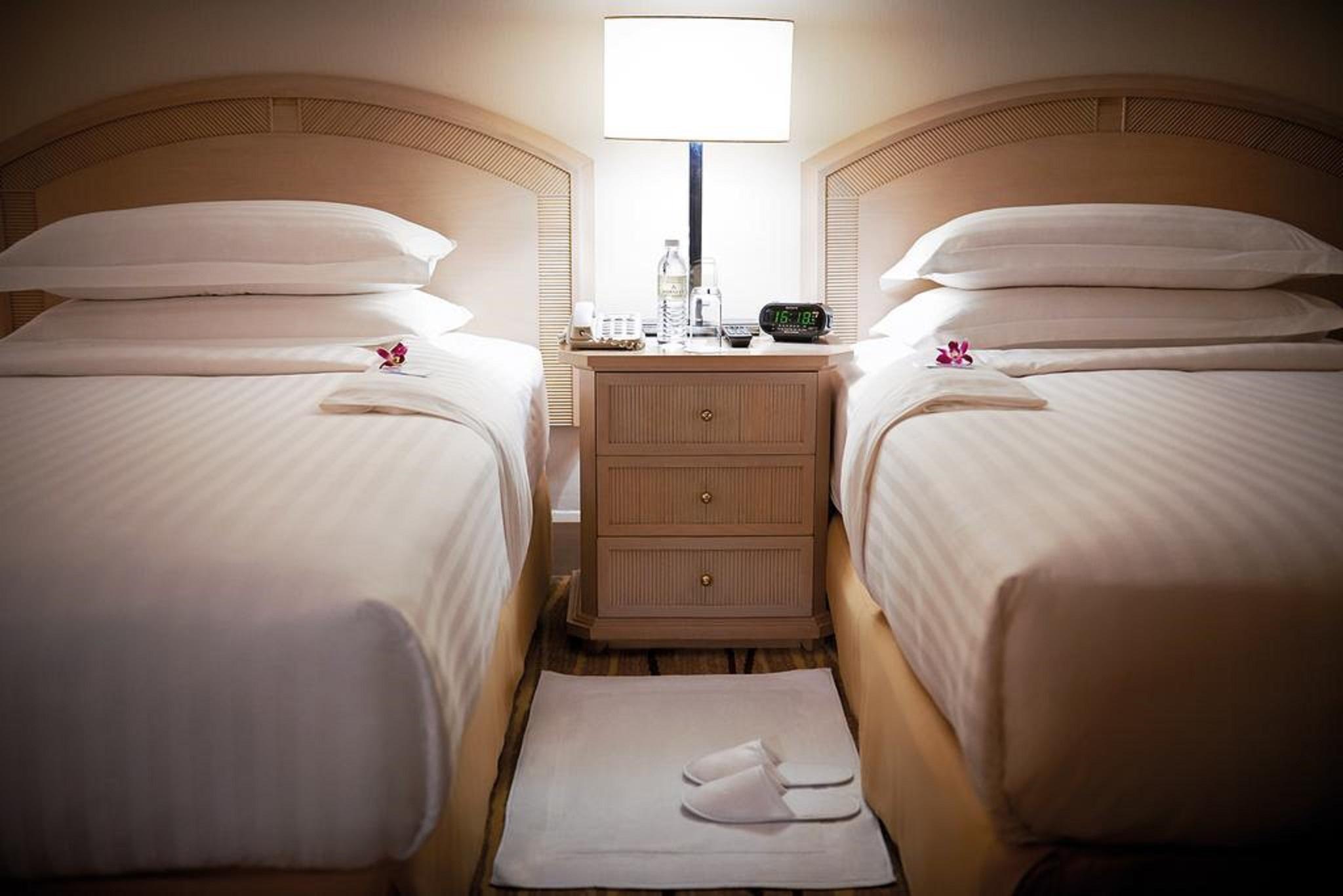 Dorsett Grand Subang Hotel Субанг Джая Екстериор снимка A guest room at the Conrad Hong Kong